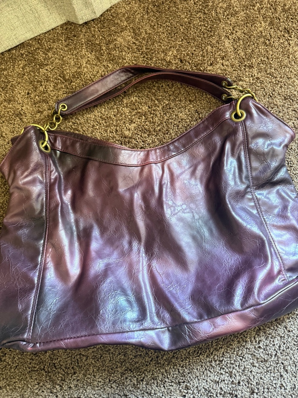 Maurices Stylish Leather Shoulder Bag in Deep Plum